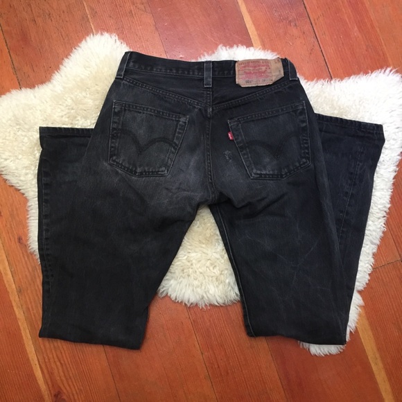 Vintage Distressed Black 29 Levi 501 mid … - Picture 3 of 3